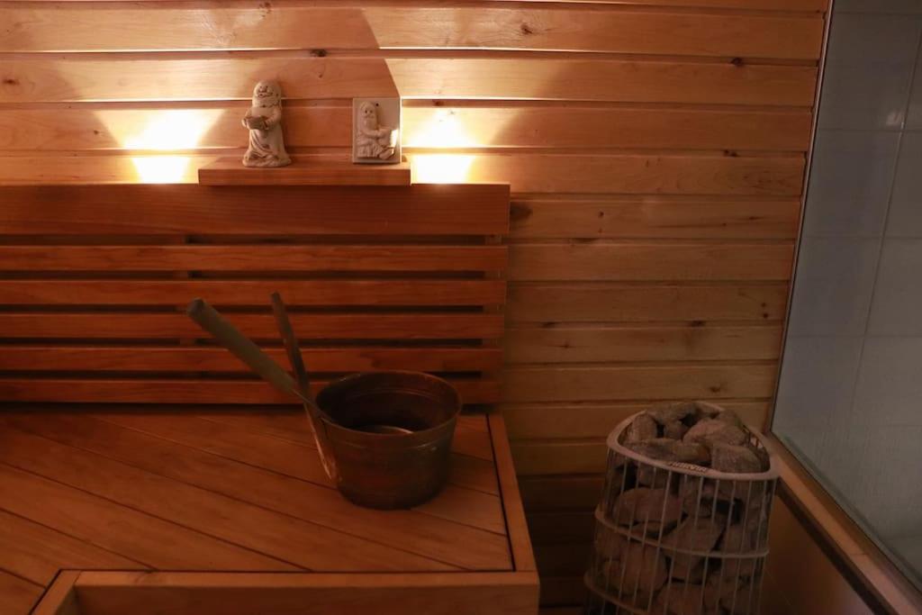 Cosy, Homely House With A Large Courtyard Saarenkylä Eksteriør bilde
